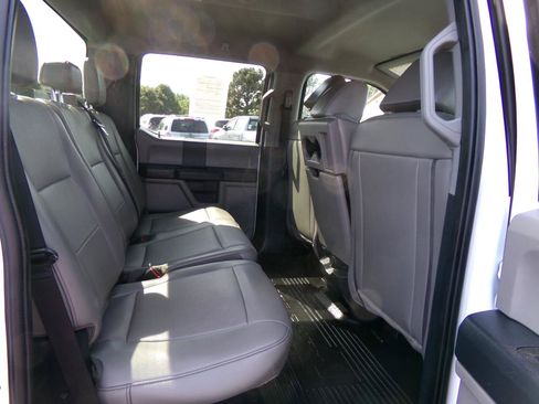Used 2022 Ford F250 XL w/ Power Equipment Group AWD/4WD image 38