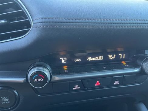 Used 2023 MAZDA MAZDA3 s image 13