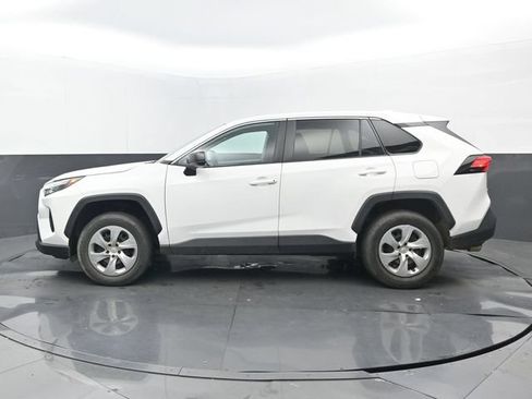 Used 2023 Toyota RAV4 LE FWD image 7