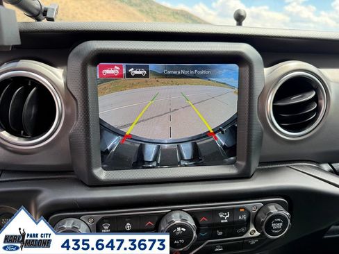 Used 2023 Jeep Wrangler Unlimited Rubicon 4xe w/ Cold Weather Group AWD/4WD image 21