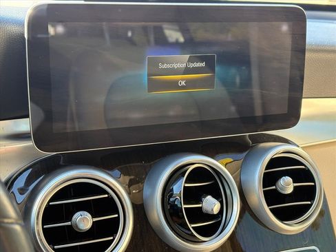 Used 2021 Mercedes-Benz GLC 300 image 9