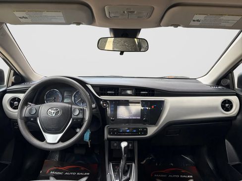 Used 2019 Toyota Corolla LE FWD image 22