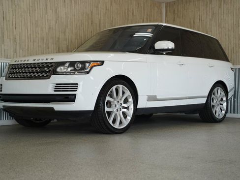 Used 2017 Land Rover Range Rover HSE AWD/4WD image 4