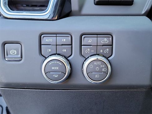 New 2026 GMC Sierra 2500 Denali w/ Denali Reserve Package image 26