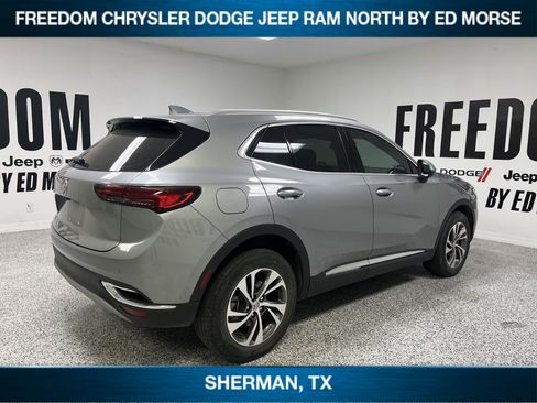 Used 2023 Buick Envision Essence image 4