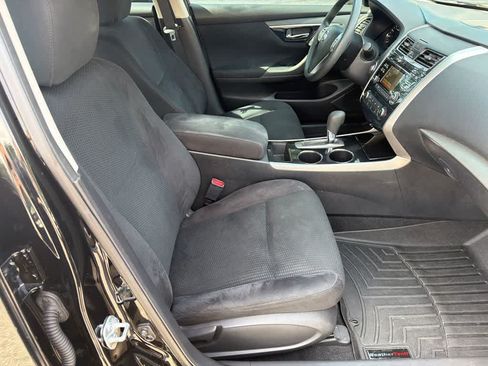 Used 2014 Nissan Altima 2.5 S w/ Display Audio Package FWD image 12