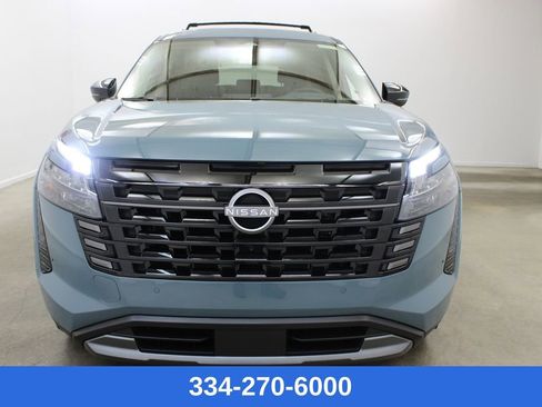 New 2026 Nissan Pathfinder Platinum image 6