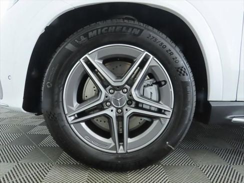 New 2026 Mercedes-Benz GLE 53 AMG 4MATIC image 32