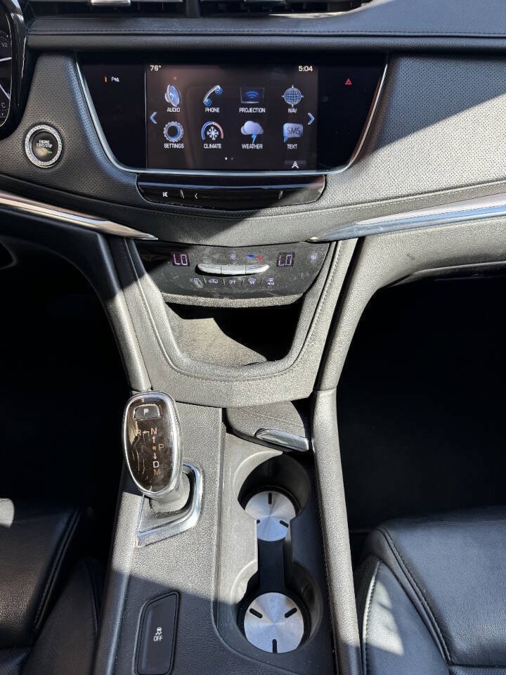 Used 2017 Cadillac XT5 Luxury w/ Driver Awareness Package FWD image 24