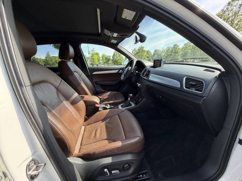 Used 2018 Audi Q3 2.0T Premium AWD/4WD image 15
