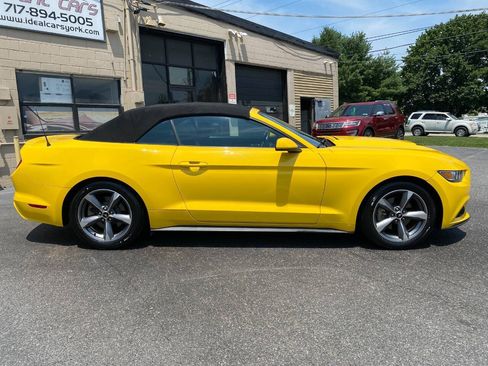 Used 2015 Ford Mustang Convertible w/ Equipment Group 051A RWD image 10