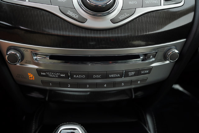 Used 2018 INFINITI QX60 Luxe AWD/4WD image 32