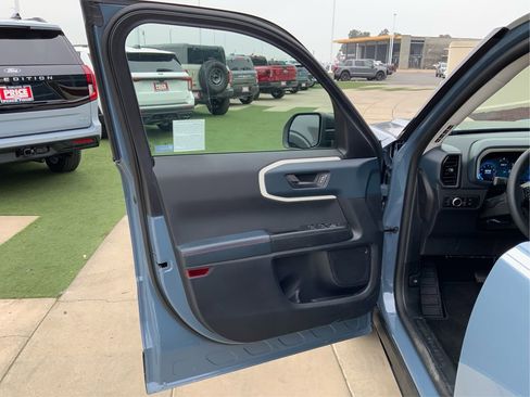 Used 2025 Ford Bronco Sport Heritage image 21