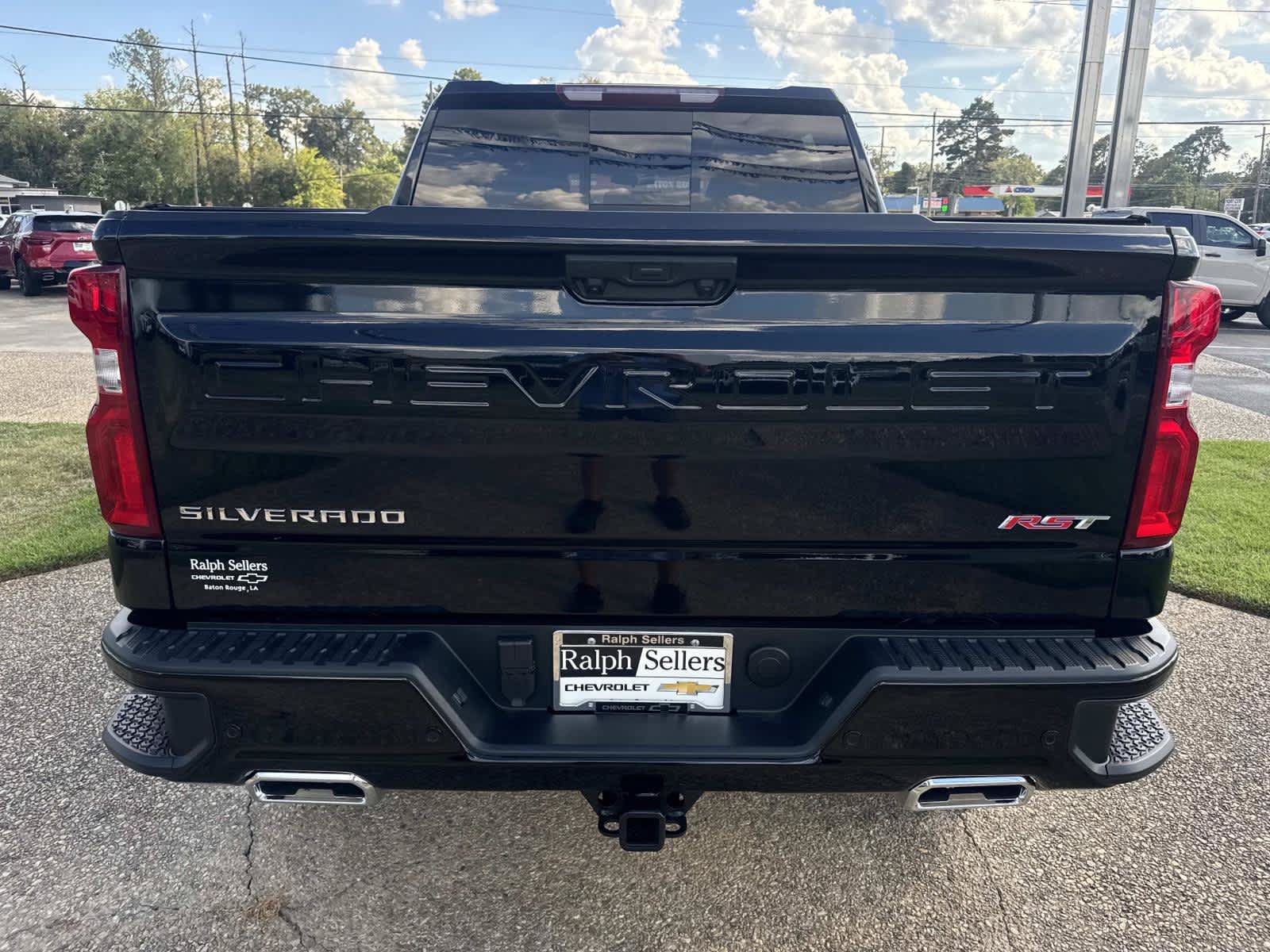New 2026 Chevrolet Silverado 1500 RST w/ RST All Star Premium Package AWD/4WD image 5