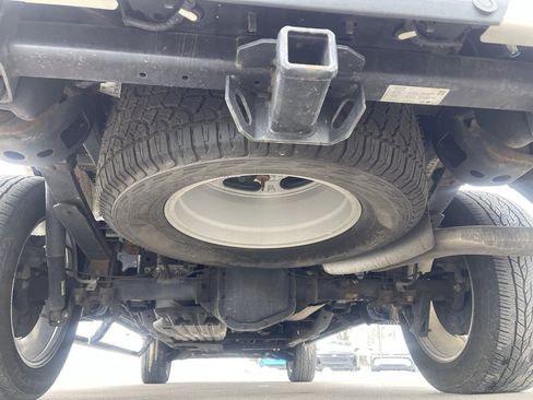 Used 2017 Ford F150 Platinum w/ Equipment Group 701A Luxury image 20