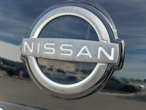 Used 2023 Nissan Rogue SV FWD image 7