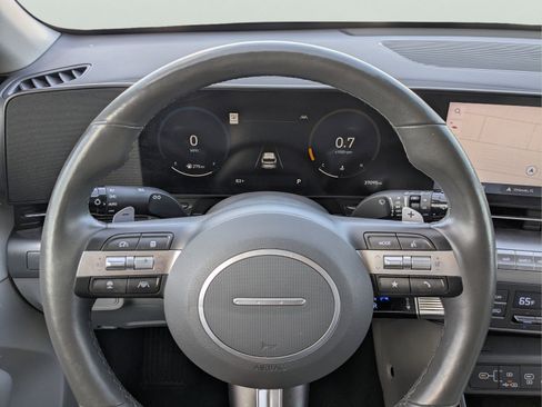 Used 2024 Hyundai Kona Limited AWD/4WD image 30