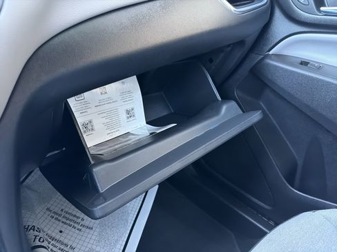 Used 2023 Chevrolet Equinox LS w/ LS Convenience Package image 21