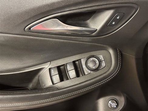 Used 2021 Buick Encore GX Select w/ Sport Touring Package image 13