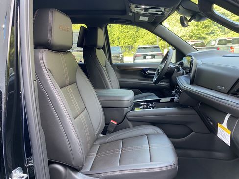 New 2026 Chevrolet Tahoe High Country AWD/4WD image 40