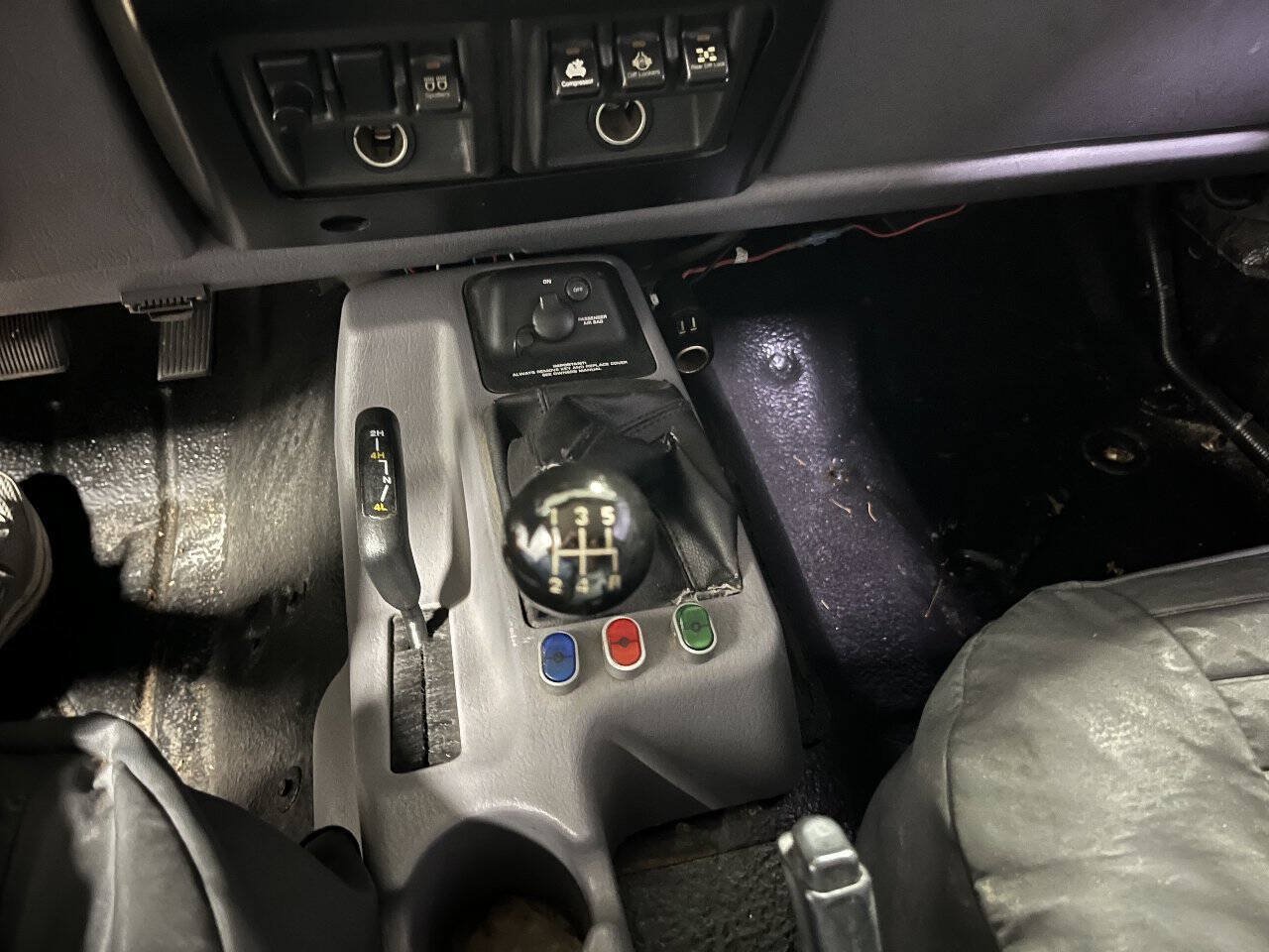 Used 1998 Jeep Wrangler Sport AWD/4WD image 14