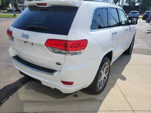 Used 2020 Jeep Grand Cherokee Overland image 10