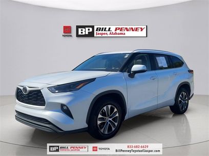 Used 2023 Toyota Highlander XLE