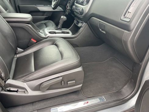 Used 2019 Chevrolet Colorado ZR2 image 37