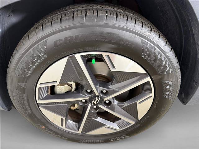 Used 2025 Hyundai Tucson SEL FWD image 11