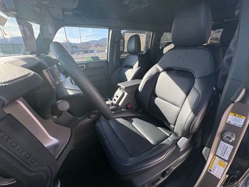 New 2025 Ford Bronco Outer Banks image 32