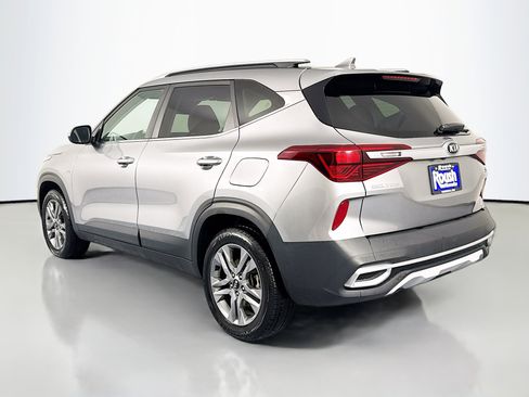 Used 2021 Kia Seltos S image 7