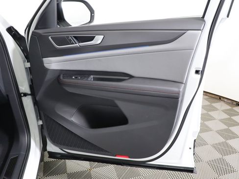 Used 2025 Volkswagen Atlas Peak Edition SE image 49