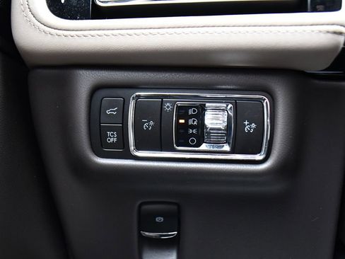 Used 2023 Lincoln Nautilus Reserve image 57