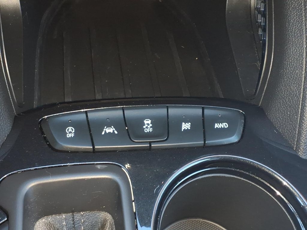 Used 2024 Chevrolet TrailBlazer LT AWD/4WD image 25