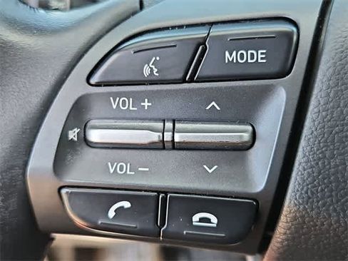 Used 2019 Hyundai Kona Ultimate image 28