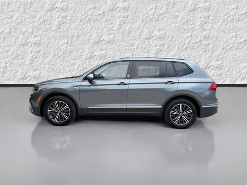 Used 2024 Volkswagen Tiguan Wolfsburg Edition w/ Panoramic Sunroof Package FWD image 6