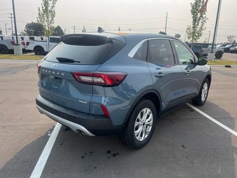 Used 2024 Ford Escape Active AWD/4WD image 5