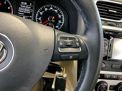 Used 2016 Volkswagen Eos Komfort FWD image 25