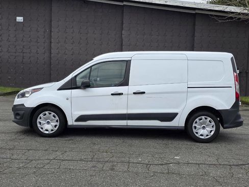 Used 2017 Ford Transit Connect XL image 4