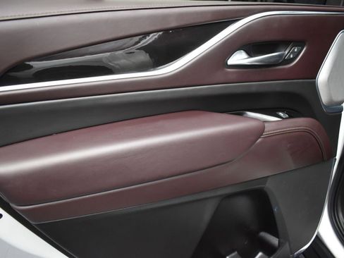 Used 2021 Cadillac Escalade Sport Platinum image 27