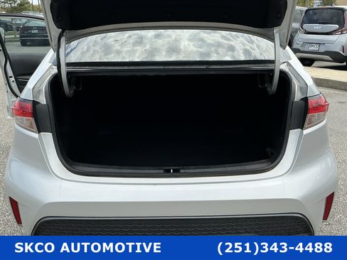 Used 2022 Toyota Corolla SE FWD image 21