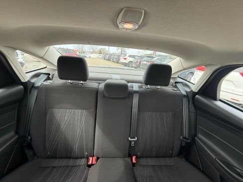 Used 2017 Ford Focus SEL image 27