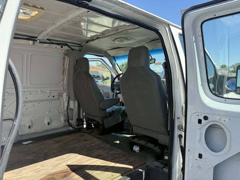 Used 2014 Ford E-350 and Econoline 350 Extended Super Duty RWD image 11