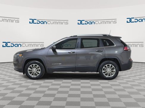 Used 2019 Jeep Cherokee Latitude Plus image 5
