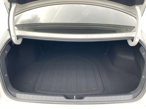 New 2025 Kia K4 FWD image 18