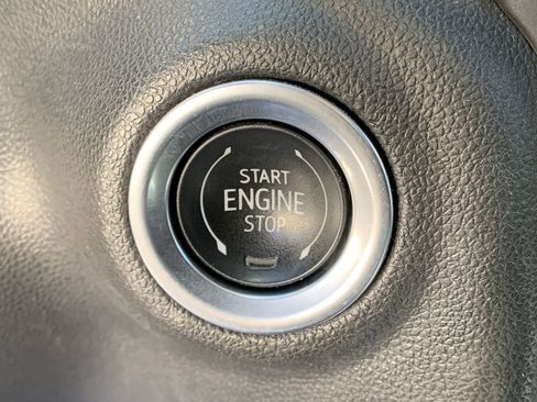 Used 2021 GMC Sierra 1500 SLT w/ SLT Premium Plus Package image 19