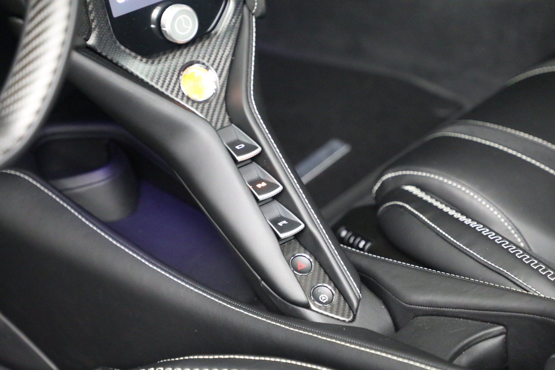 Used 2026 McLaren 750S RWD image 22