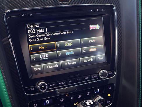 Used 2015 Bentley Continental GT3-R image 18