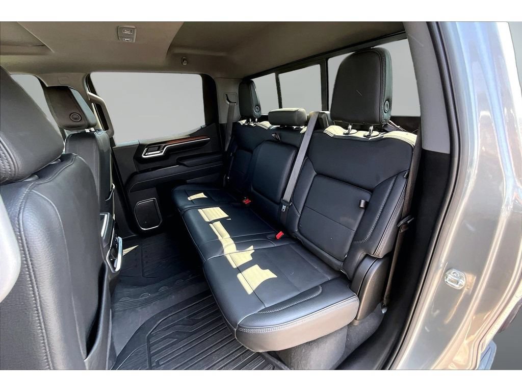 Used 2025 GMC Sierra 1500 Denali w/ Technology Package AWD/4WD image 23