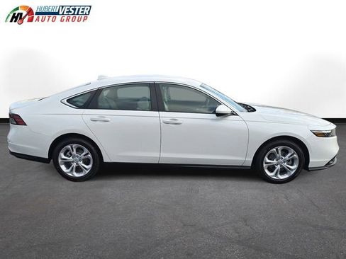 New 2025 Honda Accord LX image 5